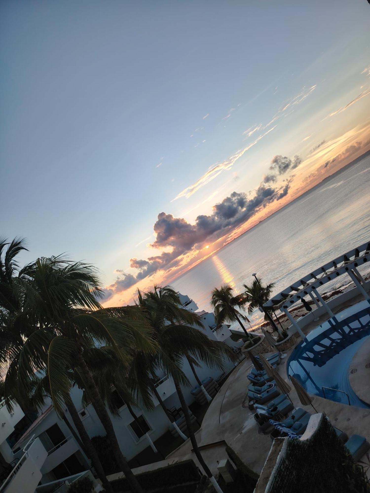 Sunset Fishermen Beach & Spa Resort プレヤデルカーメン エクステリア 写真